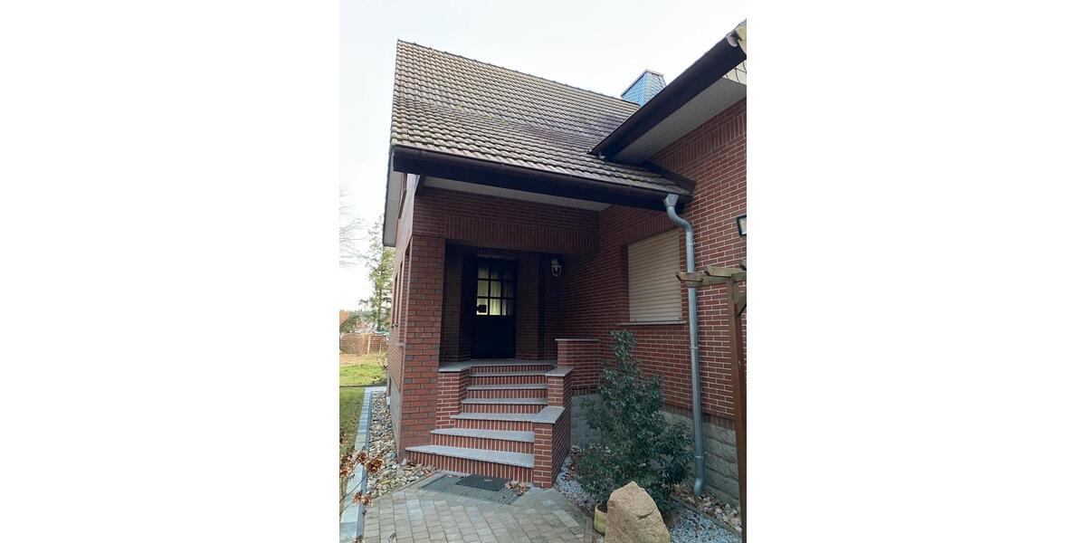 Einfamilienhaus Cottbus Sielow - 7 Zimmer, 186 m&sup2;, 1.700&euro; | Angebot:25901061
