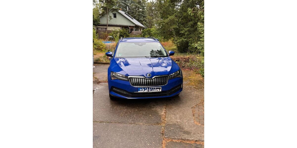 Skoda Superb 59.200 km 22.000 &euro; Bad Düben 04849