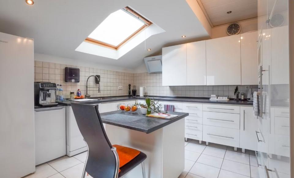 Einfamilienhaus Schwalbach - 9.5 Zimmer, 255 m&sup2;, 379.000&euro; | Angebot:26240686