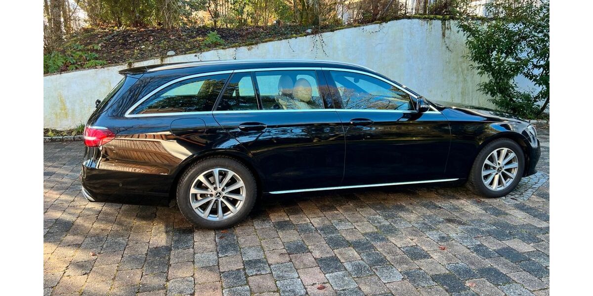 Mercedes-Benz E 250 130.000 km 20.950 &euro; Icking (München-Süd) 82057