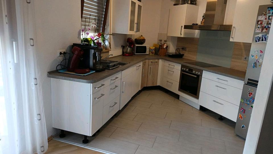 Etagenwohnung Schrozberg - 4 Zimmer, 121 m&sup2;, 260.000&euro; | Angebot:26152112