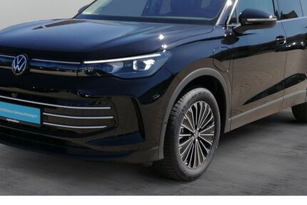 VW Tiguan 18.000 km 55.980 &euro; Kreuzwertheim 97892