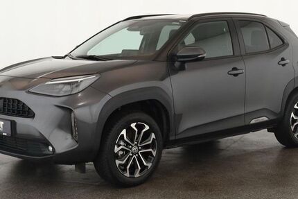 Toyota Yaris Cross 8.100 km 24.984 &euro; Düsseldorf 40233