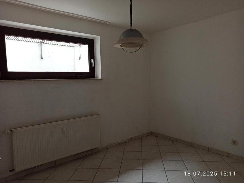 3- Zimmer- Souterrainwohnung in Löhne zimmer