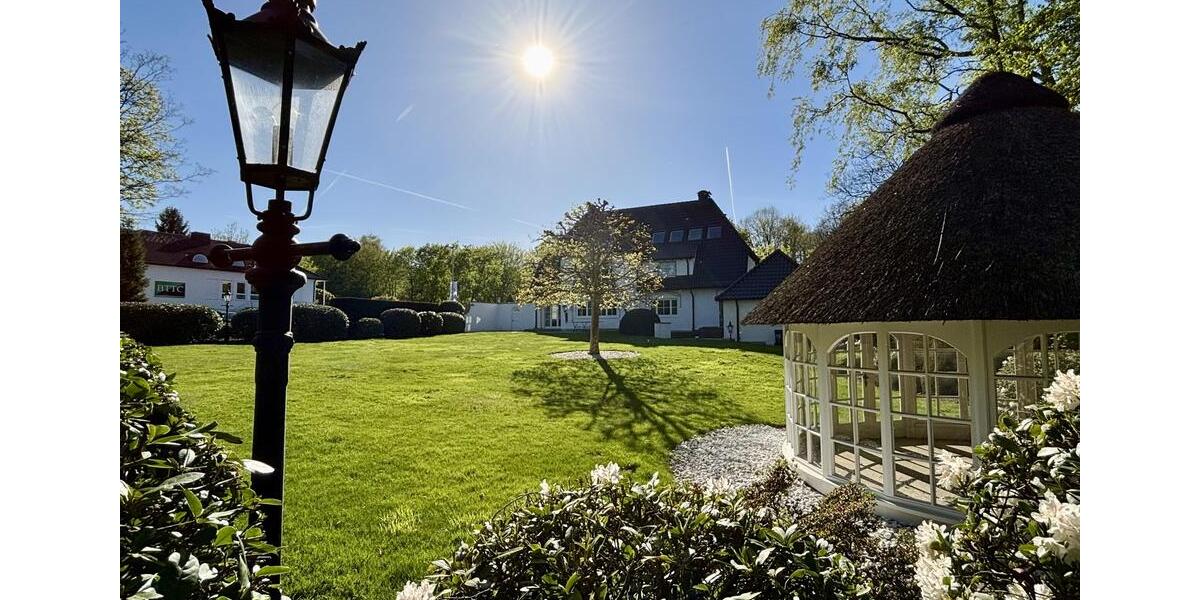 Villa Bielefeld Schildesche - 7 Zimmer, 272 m&sup2;, 2.700&euro; | Angebot:26291726