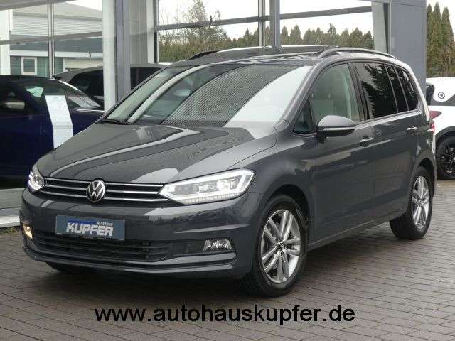 VW Touran 26.860 km 31.400 &euro; Vaihingen/Enz 71665