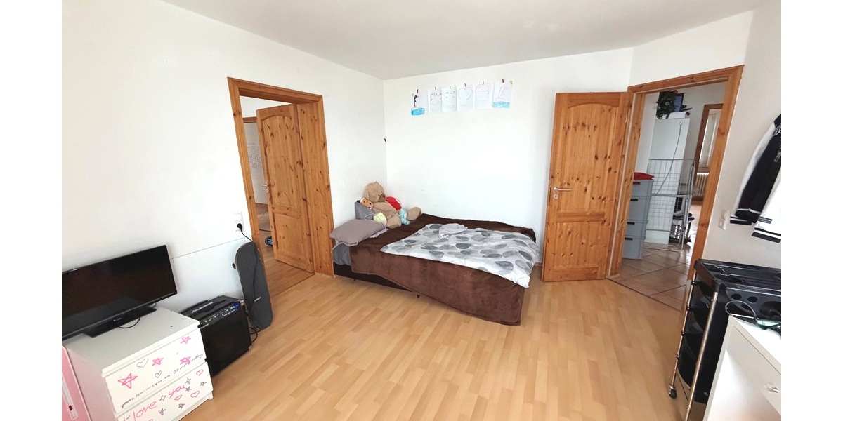 Wohnen, Arbeiten, Erweitern – Dreifamilienhaus mit Gewerbe & Baureserve - Gewerbeobjekt Althütte Althütte | Angebot:27161254