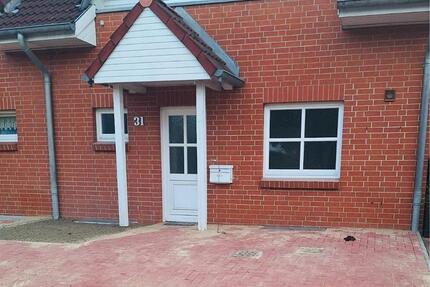 Reihenhaus zur MIETE ab 052026 in Bülower Burg 4 zimmer