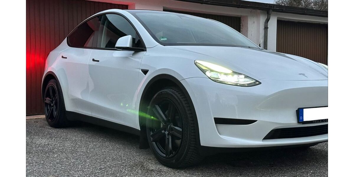 Tesla Model Y 40.000 km 34.500 &euro; Freilassing 83395