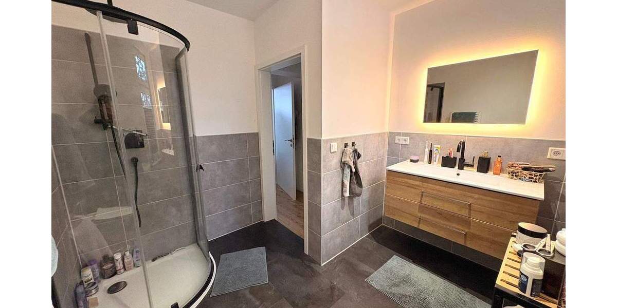 Mehrfamilienhaus, Wohnhaus Eisenach - 7 Zimmer, 300 m&sup2;, 565.000&euro; | Angebot:25662179