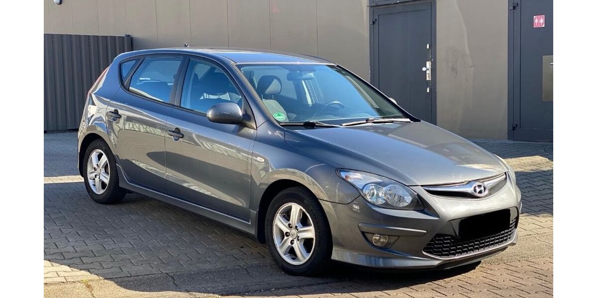 Hyundai i30 153.000 km 3.990 &euro; Leipzig 04155