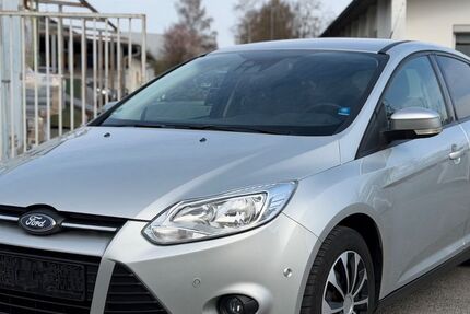 Ford Focus 180.000 km 2.990 &euro; Eckental 90542