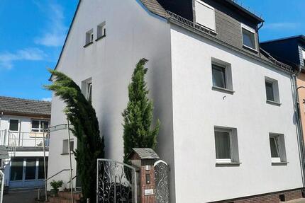 Einfamilienhaus, Mehrgenerationenhaus PROVISIONSFREI Koblenz-Lay