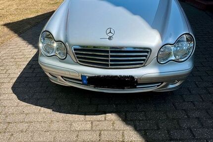 Mercedes C 200