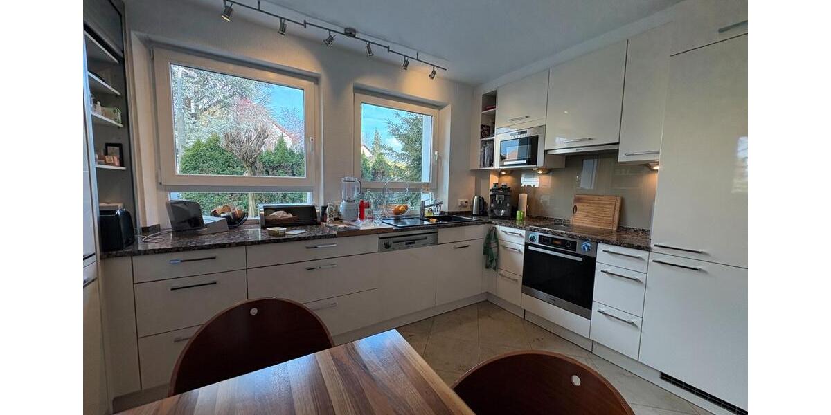 Einfamilienhaus Nürnberg Zerzabelshof - 7 Zimmer, 255 m&sup2;, 3.950&euro; | Angebot:26357109