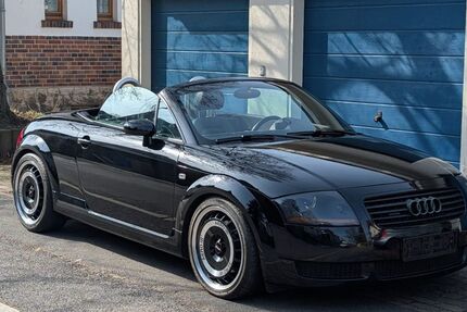 Audi TT 260.000 km 2.400 &euro; Meiningen 98617