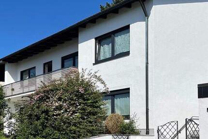 Haus Nittendorf Undorf - 7 Zimmer, 235 m&sup2;, 729.000&euro; | Angebot:25051830