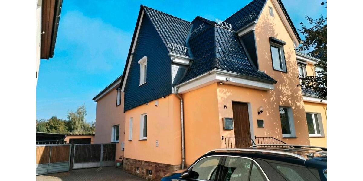 Wohnhaus, Haus 8 zimmer