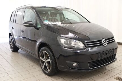 VW Touran 161.600 km 5.890 &euro; Greiz 07973