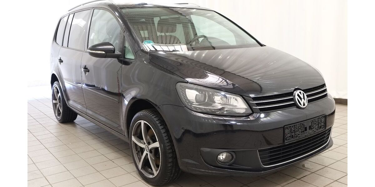 VW Touran 161.600 km 5.890 &euro; Greiz 07973