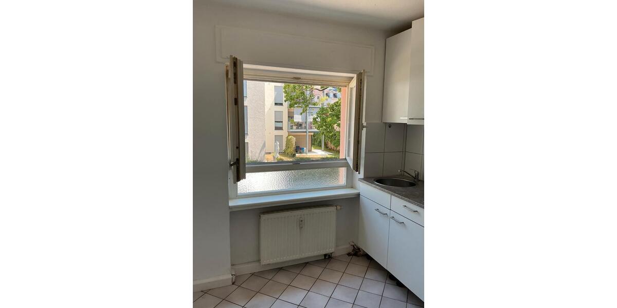 Dachgeschoßwohnung Baden-Baden Baden - 3 Zimmer, 74 m&sup2;, 815&euro; | Angebot:26366204