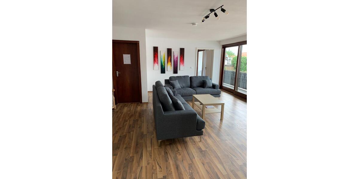 Etagenwohnung Pfarrkirchen - 1 Zimmer, 20 m&sup2;, 300&euro; | Angebot:25417775