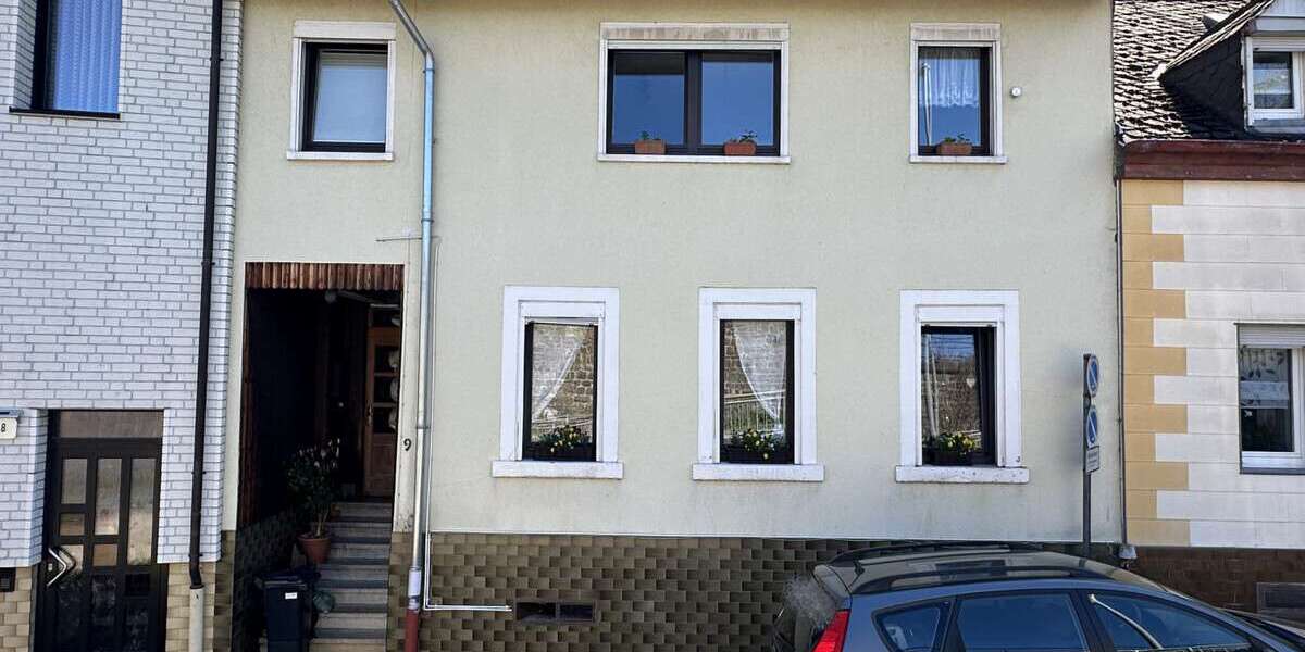 Einfamilienhaus Idar-Oberstein Oberstein - 5 Zimmer, 84 m&sup2;, 130.000&euro; | Angebot:26250701