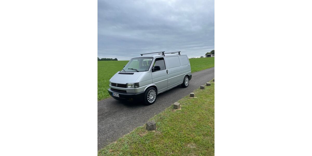VW T4 andere 294.000 km 6.500 &euro; Lindlar 51789