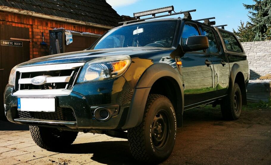 Ford Ranger 128.424 km 14.500 € Guben 03172