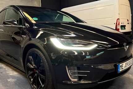Tesla Model X 44.000 km 54.990 &euro; Hilden 40721
