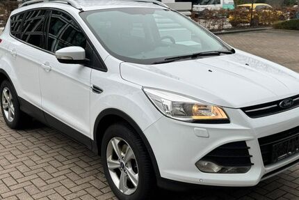 Ford Kuga 111.912 km 10.750 &euro; Gelsenkirchen 45884