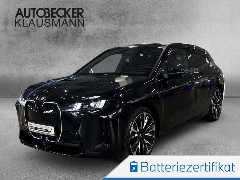 BMW iX 4.515 km 83.990 € Krefeld 47800