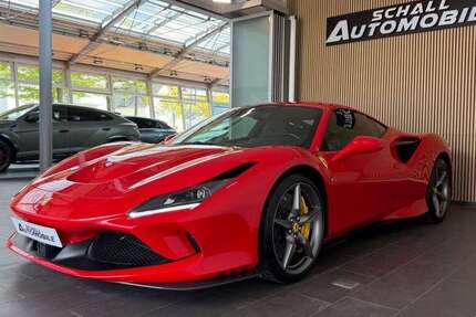 Ferrari F8 Tributo 18.134 km 309.890 &euro; Gersthofen 86368