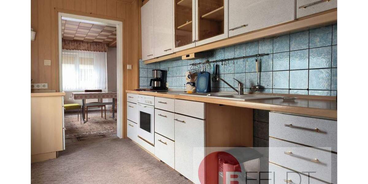 Mehrfamilienhaus, Wohnhaus Roßdorf Roßdorf - 7 Zimmer, 220 m&sup2;, 249.000&euro; | Angebot:25696061