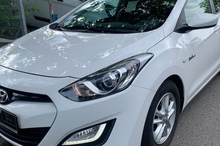 Hyundai i30 92.800 km 5.990 &euro; Mannheim 68309