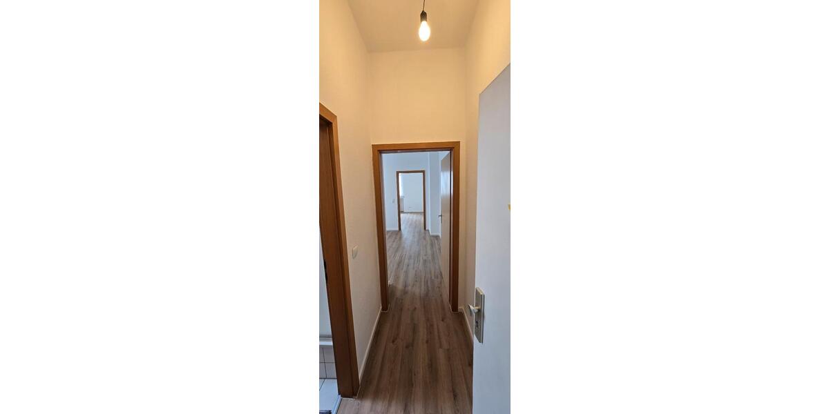 Etagenwohnung Essen Stadtkern - 1 Zimmer, 37 m&sup2;, 379&euro; | Angebot:26680359