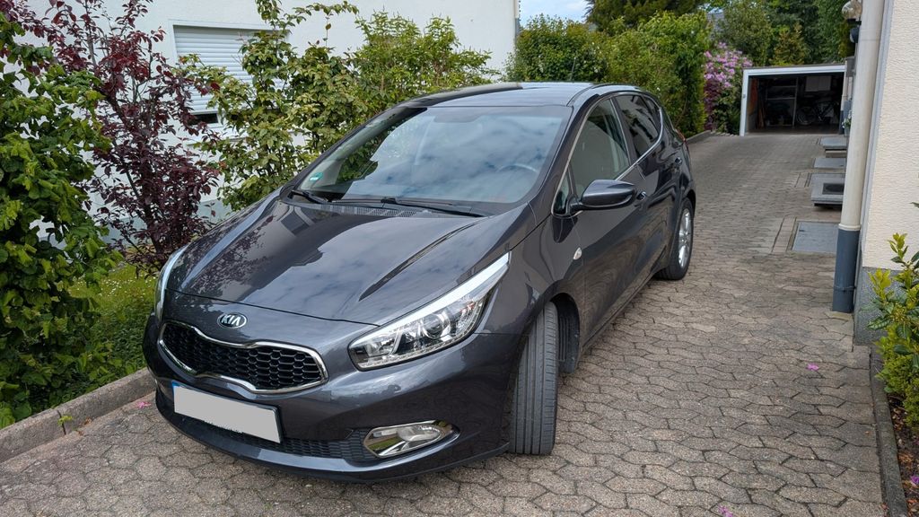 Kia ceed / Ceed 135.004 km 7.180 &euro; Herford 32052