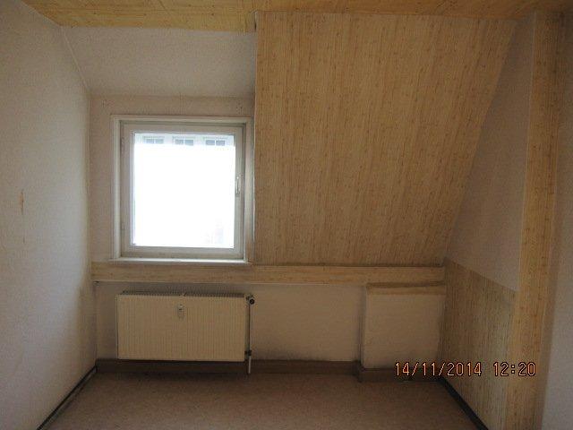 Etagenwohnung Aue-Bad Schlema Bad Schlema - 2 Zimmer, 60 m&sup2;, 250&euro; | Angebot:26091363