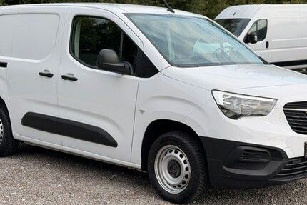 Opel Combo 40.952 km 14.096 &euro; Obertraubling 93083