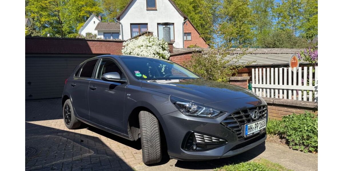 Hyundai i30 78.000 km 15.150 &euro; Hamburg 21077