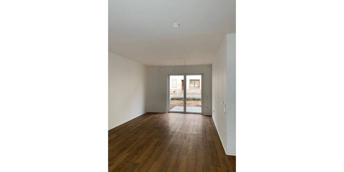 Etagenwohnung Trier Ehrang - 2 Zimmer, 53 m&sup2;, 620&euro; | Angebot:26243972