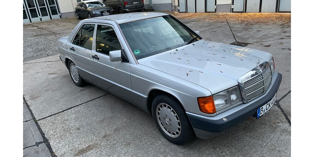 Mercedes-Benz 190 226.628 km 3.900 &euro; Berlin 14193