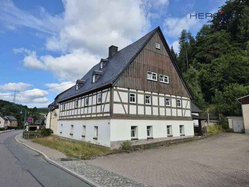 Haus zum Kaufen in Jöhstadt Steinbach 47.000 € 310 m²