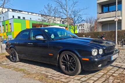 Jaguar XJ 388.000 km 4.999 &euro; Berlin 10178