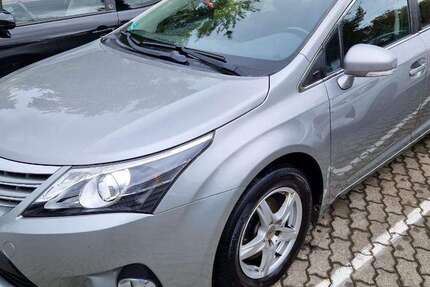 Toyota Avensis 205.000 km 6.400 € Hillesheim 54576
