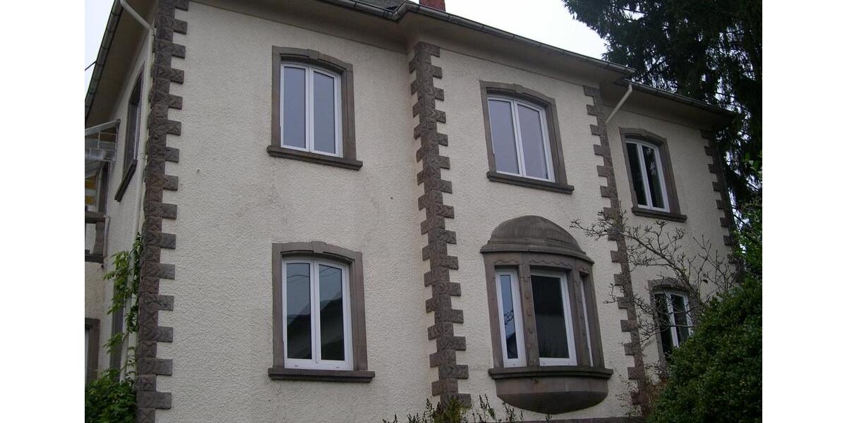 Repräsentatives freistehendes Haus mit Garten 8 zimmer