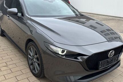 Mazda 3 72.404 km 17.900 &euro; Haar/München 85540