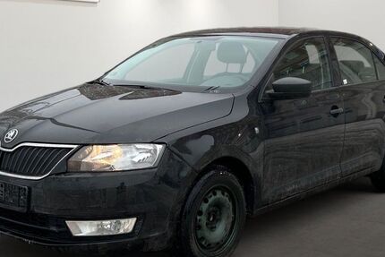 Skoda Rapid 250.207 km 2.199 &euro; Berlin 12681