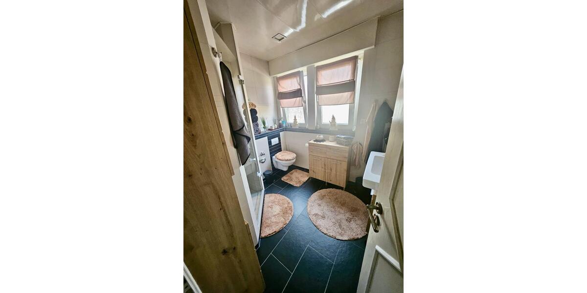 Dachgeschoßwohnung Iserlohn Sümmern - 3 Zimmer, 84 m&sup2;, 920&euro; | Angebot:24841542