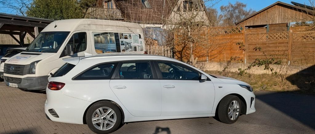 Kia ceed Sportswagon 22.500 km 14.999 &euro; Kiel 24149